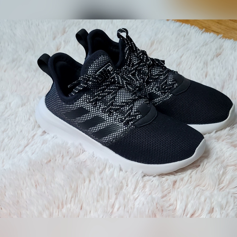 Adidas - Picture 2 of 4